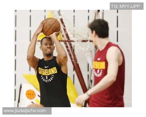 骑士队球员再次因违规受罚，职业素养引发热议