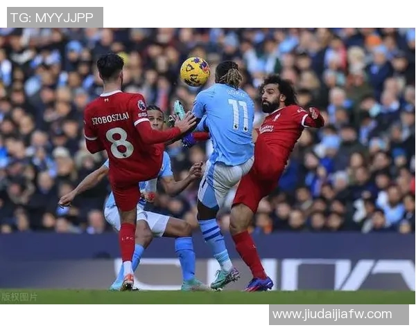 谢菲联主场迎战维拉双方争夺英超宝贵积分的激烈对决 谢菲联主场迎战维拉双方争夺英超宝贵积分的激烈对决